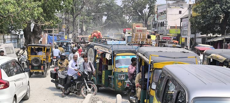 प्रभात खबर आपके द्वार: प्रदूषण के कारण लोगों के स्वास्थ्य पर पड़ रहा है प्रतिकूल प्रभाव