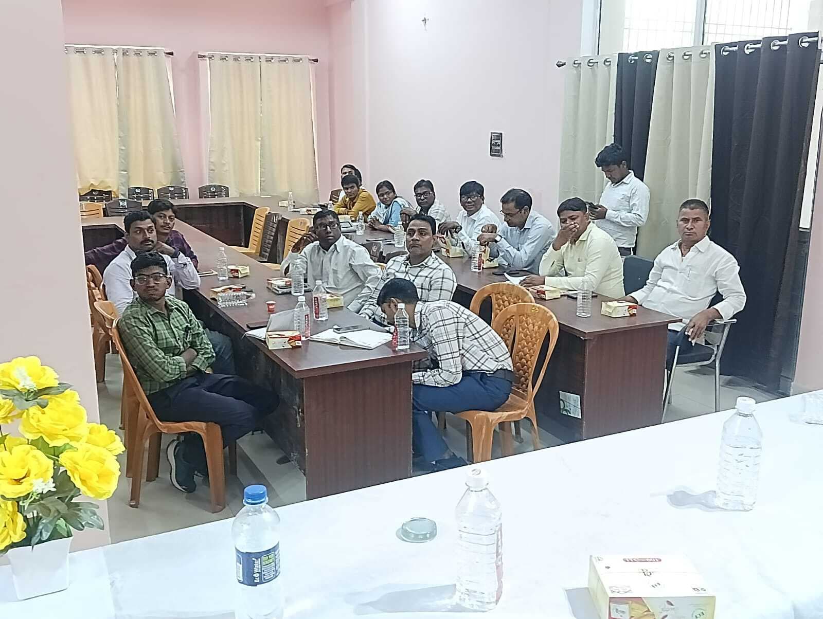 टनकुप्पा में पेयजल की व्यवस्था को सुदृढ़ करने मांग