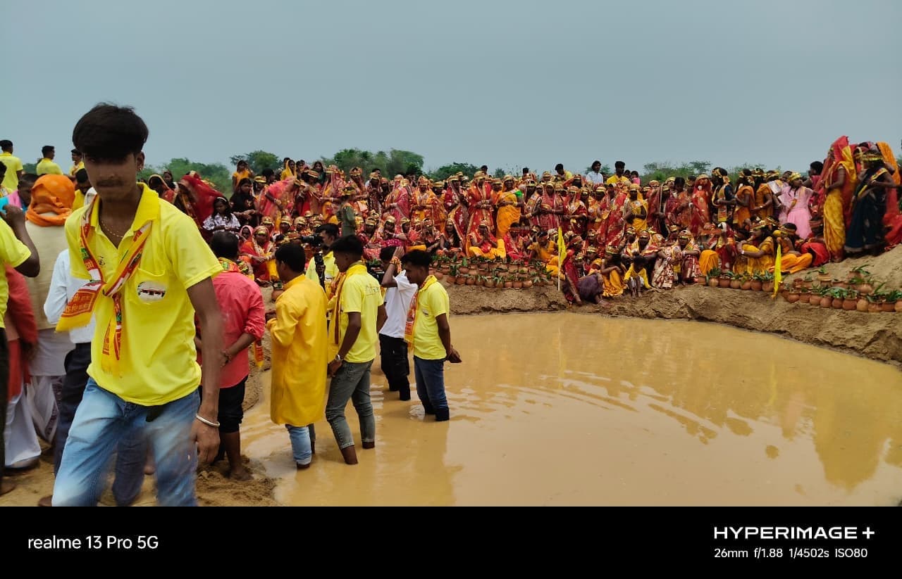 राधाकृष्ण प्रतिमा की प्राण-प्रतिष्ठा को लेकर हुआ धार्मिक अनुष्ठान