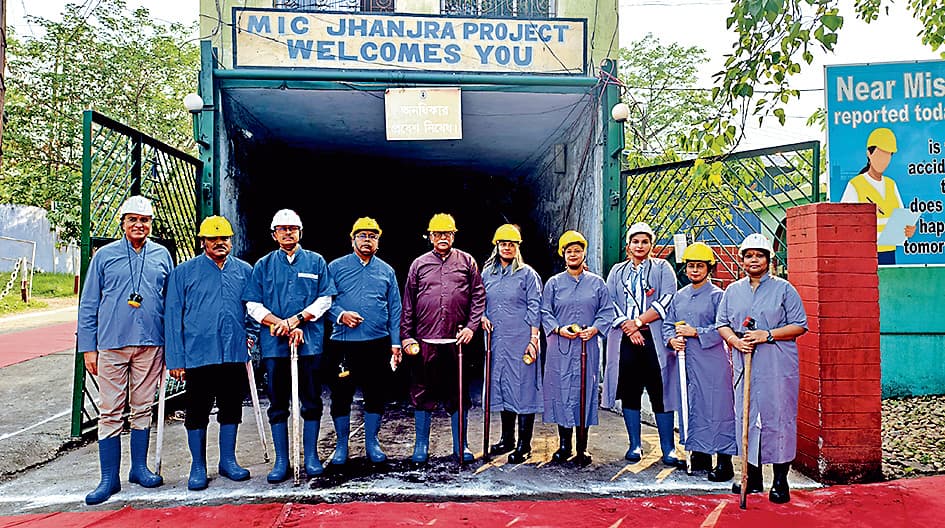 झांझरा क्षेत्र का दौरा करने पहुंचे सीआइएल निदेशक, दिया व्यवसाय विविधीकरण पर जोर