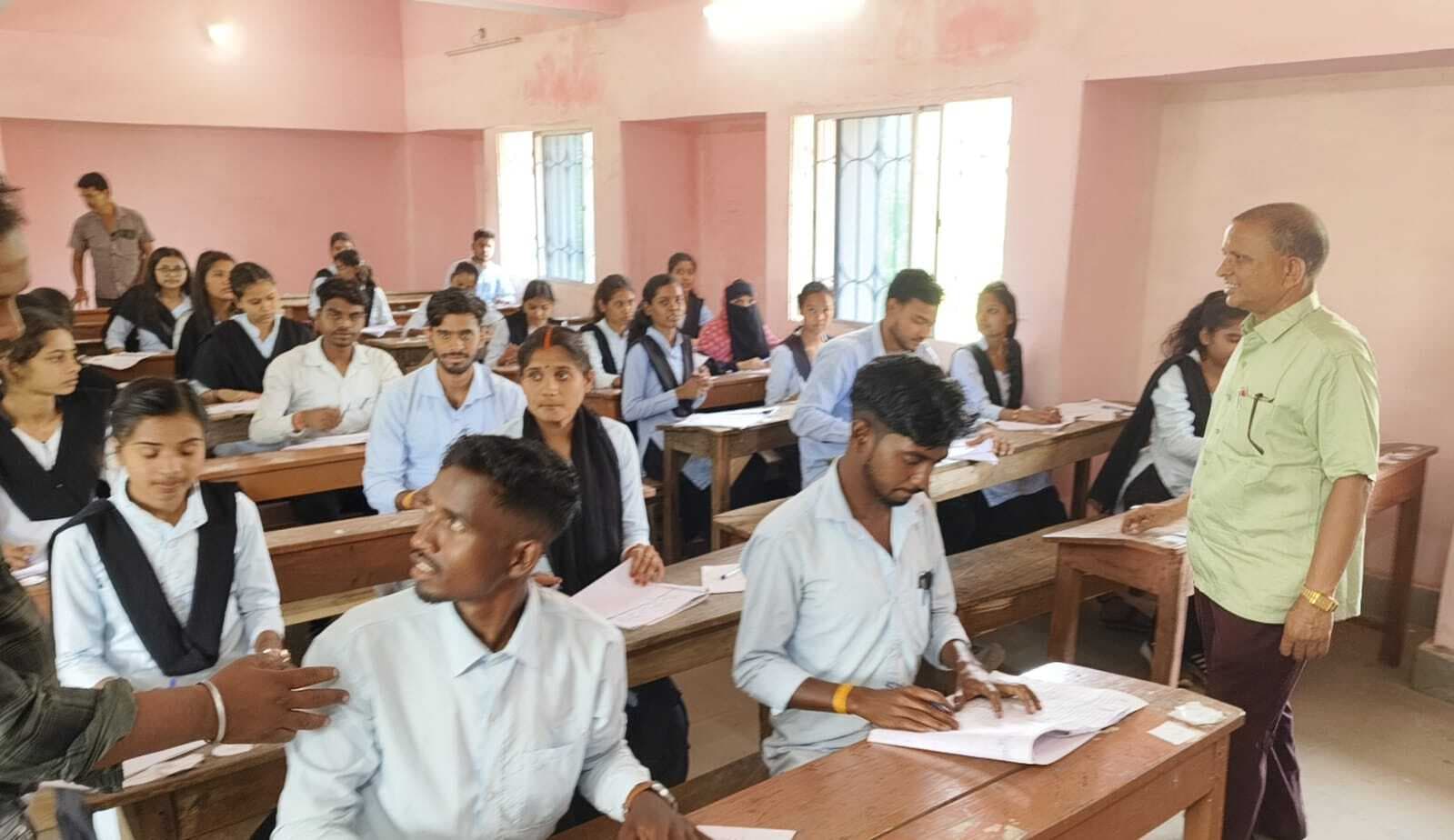 आज से बीएड के सेमेस्टर टू की परीक्षा