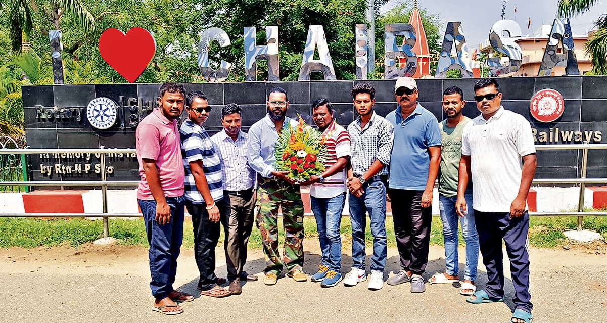 Chaibasa Newsc : आदिवासी युवाओं को फिल्म से जोड़ने का प्रयास