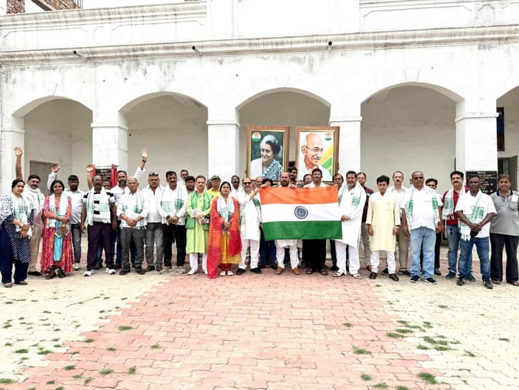 Jamshedpur news. ऑपरेशन सिंदूर को लेकर कांग्रेस ने पारित किया सेना का धन्यवाद प्रस्ताव