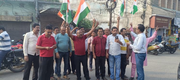 ऑपरेशन सिंदूर की सफलता पर जामताड़ा में मना जश्न