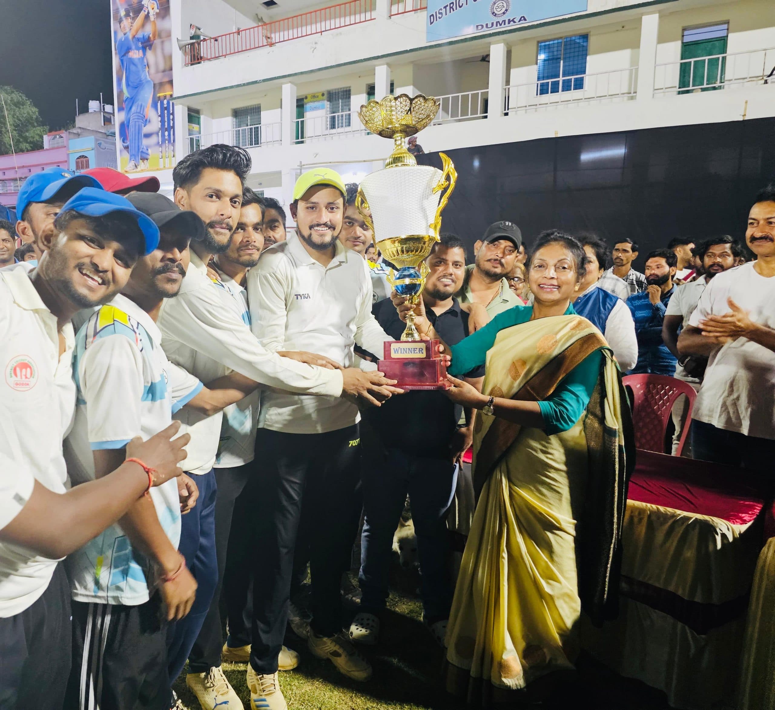 यंगेस्ट क्लब ने टी-10 टूर्नामेंट पर जमाया कब्जा