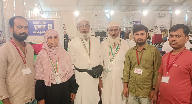 हज यात्री मक्का-मदीना को हुए रवाना