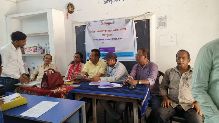 बरहरवा, पतना व बरहेट के एमडीएम व समग्र शिक्षा अभियान के सामाजिक अंकेक्षण की जनसुनवाई