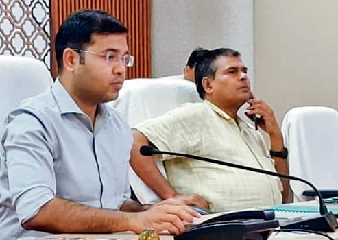 Saran News : महादलित विशेष शिविर में अभी तक 22,885 मामलों का हुआ निबटारा