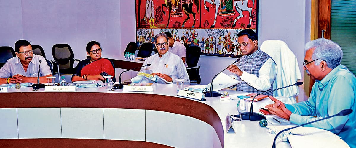 Bhubaneswar News: कैबिनेट की बैठक में 1,000 करोड़ की योजनाओं को दी मंजूरी, राज्य में बनेंगी 500 किमी आपदा-रोधी सड़कें