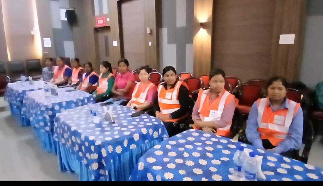 Jamshedpur News : देश की पहली पहल : नोवामुंडी माइंस में महिलाओं ने संभाला एक शिफ्ट