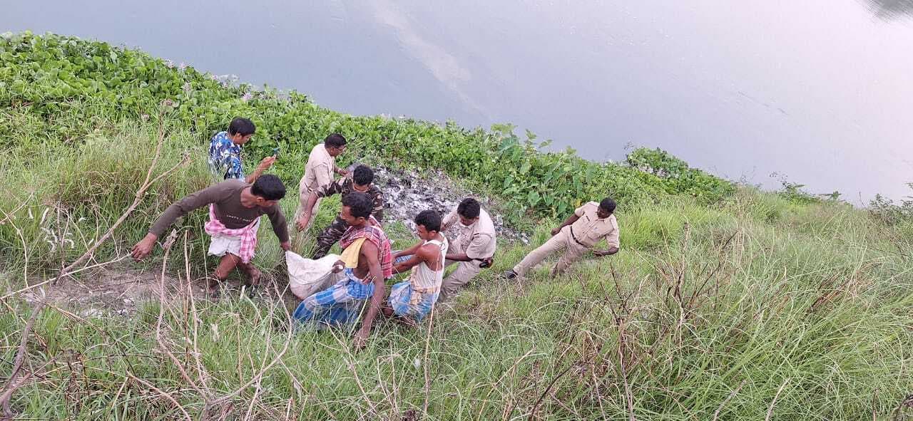 28 वर्षीय युवक का शव बरामद, जांच में जुटी पुलिस