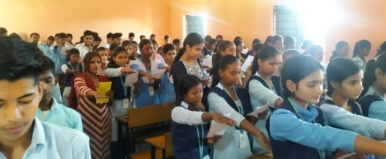 स्टूडेंट क्रेडिट कार्ड व मुख्यमंत्री स्वयं सहायता भत्ता योजना से युवा तकनीकी रूप से होंगे सशक्त