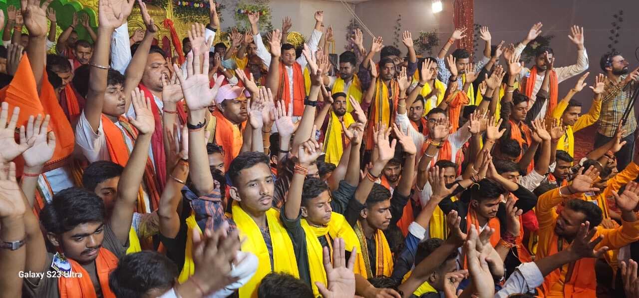 महायज्ञ में समर्पण भाव से कार्य करने वाले कार्यकर्ता हुए सम्मानित