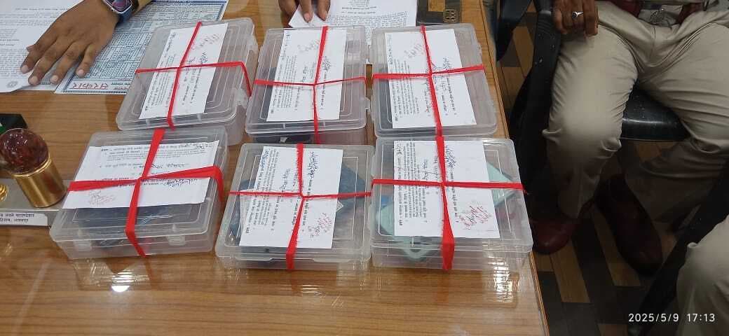 नारायणपुर के बांसपहाड़ी से छह साइबर ठग गिरफ्तार