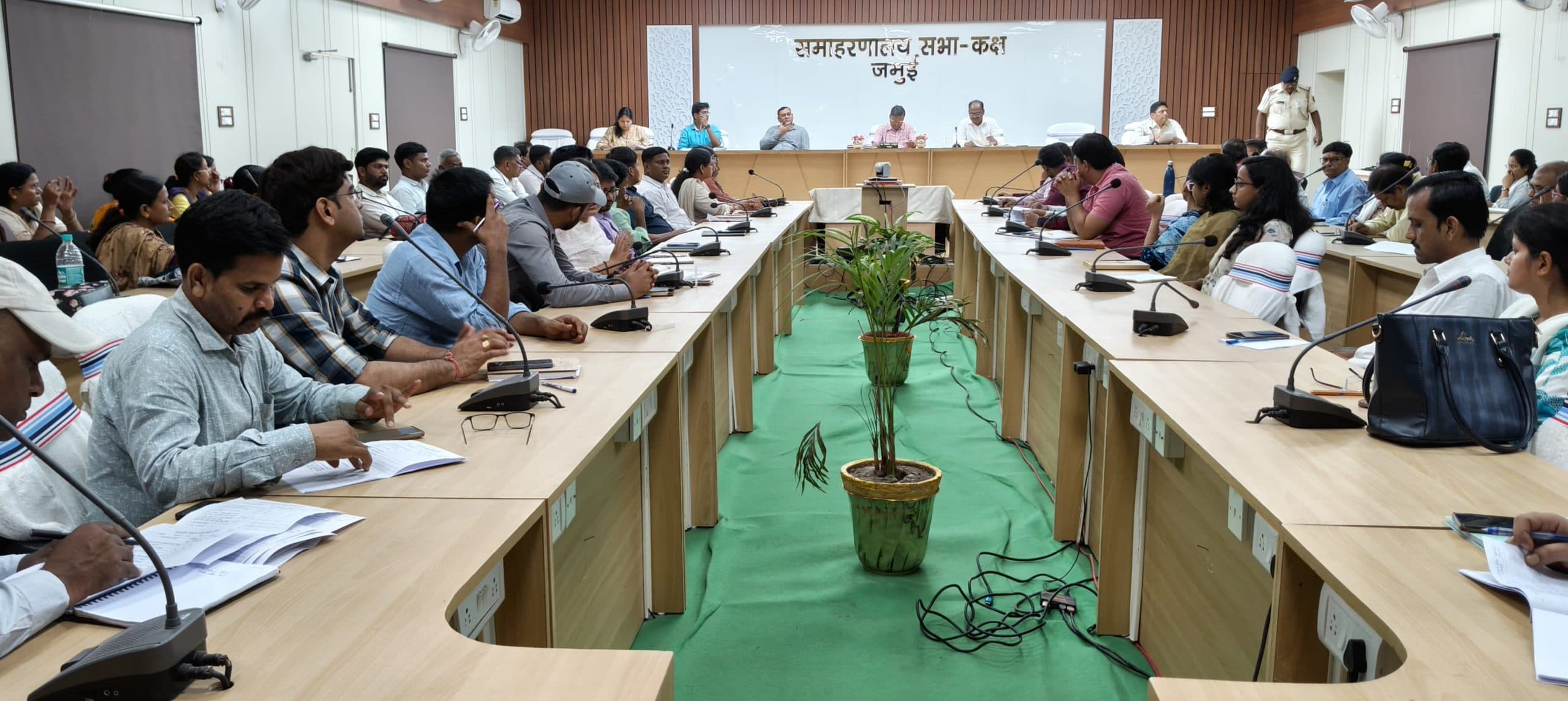 11 मई को जिले के 14 केंद्रों पर होगी कार्यालय परिचारी की परीक्षा