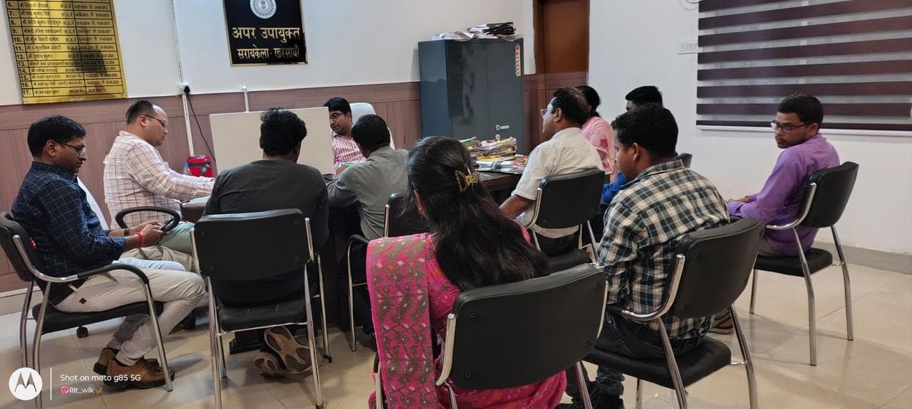 Seraikela News : बालश्रम कराना पड़ेगा भारी दोषियों को होगी जेल: एडीसी