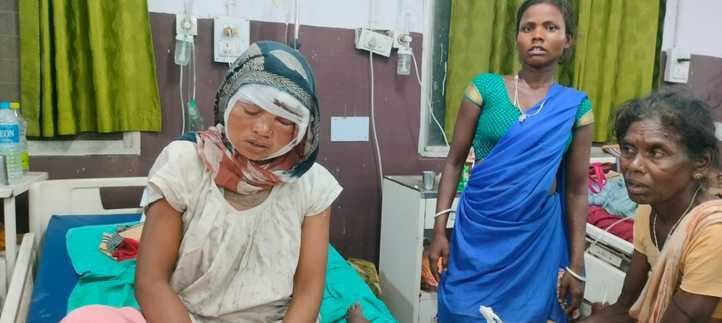 सोयी पत्नी पर फरसा से प्रहार कर किया जानलेवा हमला