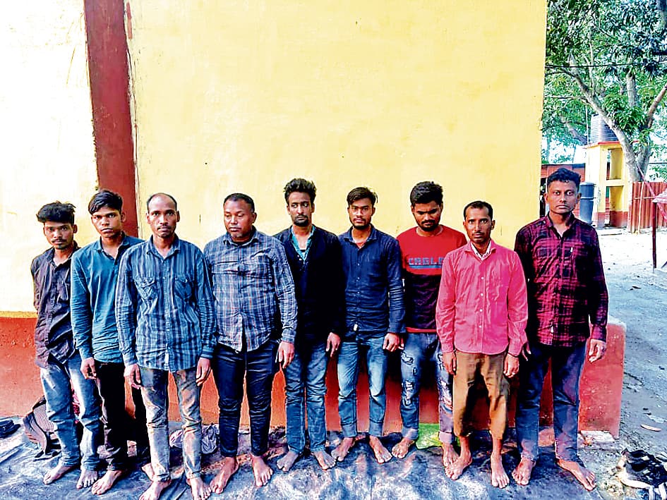 भारत-बांग्लादेश सीमा पर और बढ़ायी गयी चौकसी, नौ बांग्लादेशी घुसपैठिये पकड़े गये