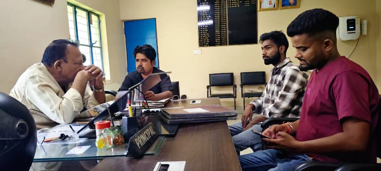 पावर जेनरेटर मरम्मत को ज्ञापन नहीं लेने से तिलमिलाया एनएसयूआई