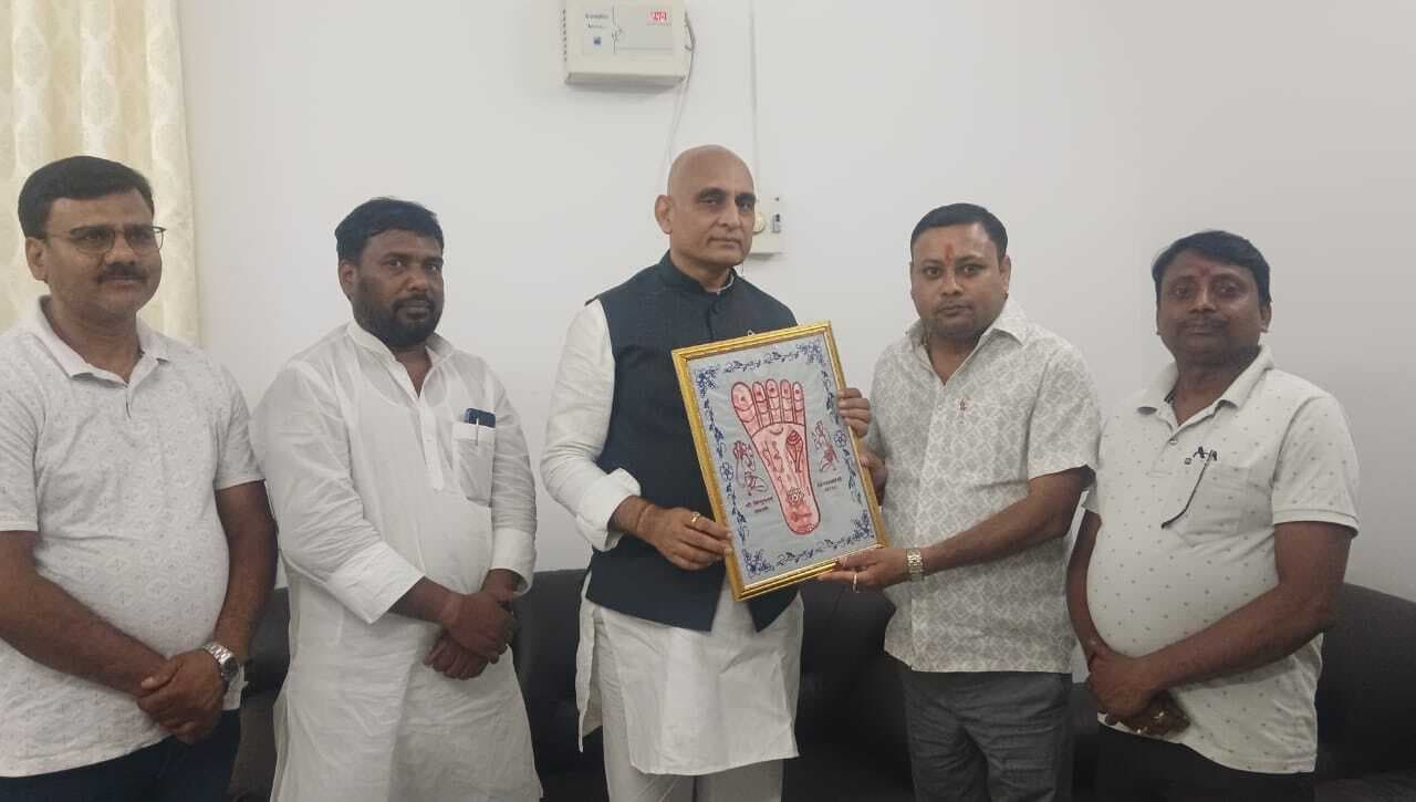 राज्यसभा सदस्य का भाजपा नेताओं ने किया स्वागत