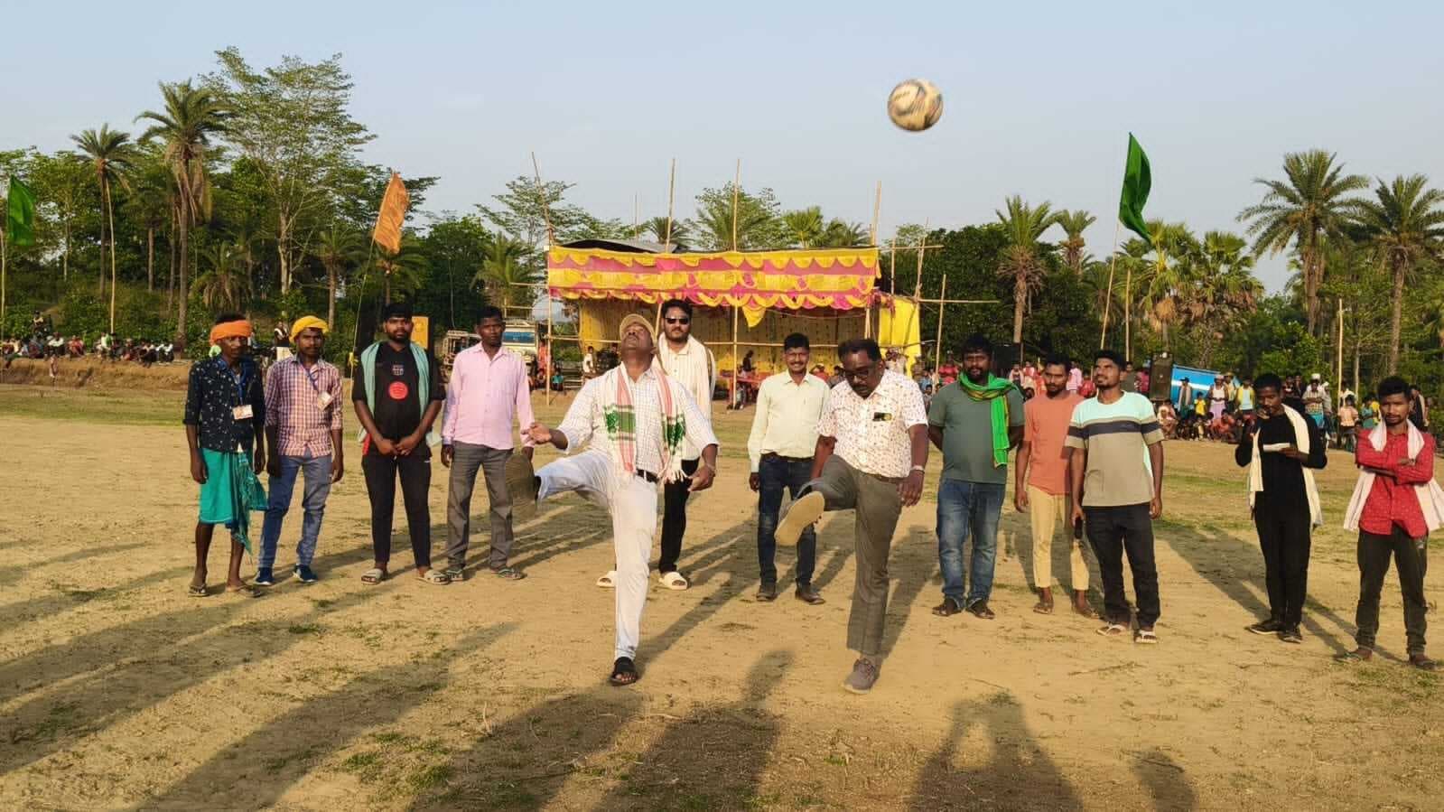 : तीन दिवसीय फुटबॉल टूनामेंट का हुआ समापन