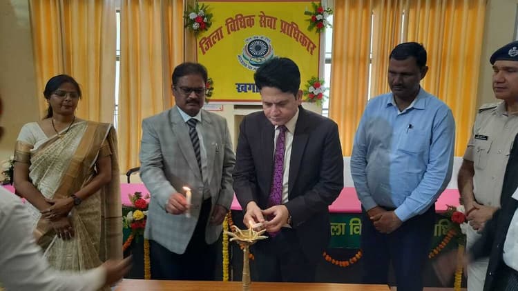 राष्ट्रीय लोक अदालत में 1310 मामले निष्पादित, 3 करोड़ 25 लाख रुपये का हुआ समझौता