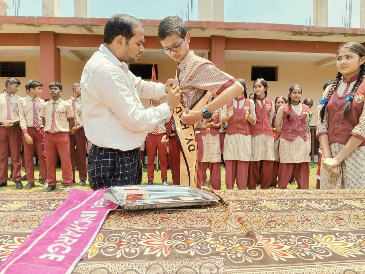 संत जगत ज्ञान महर्षि मेंहि स्कूल में छात्र परिषद का गठन