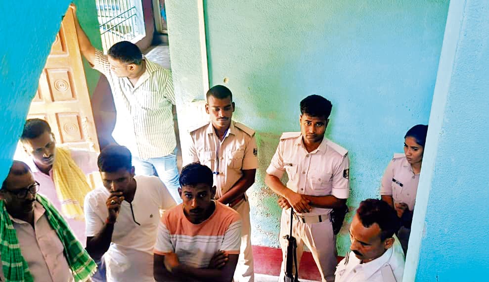 सीआरपीएफ जवान की रहस्यमयी मौत : आत्महत्या या हत्या