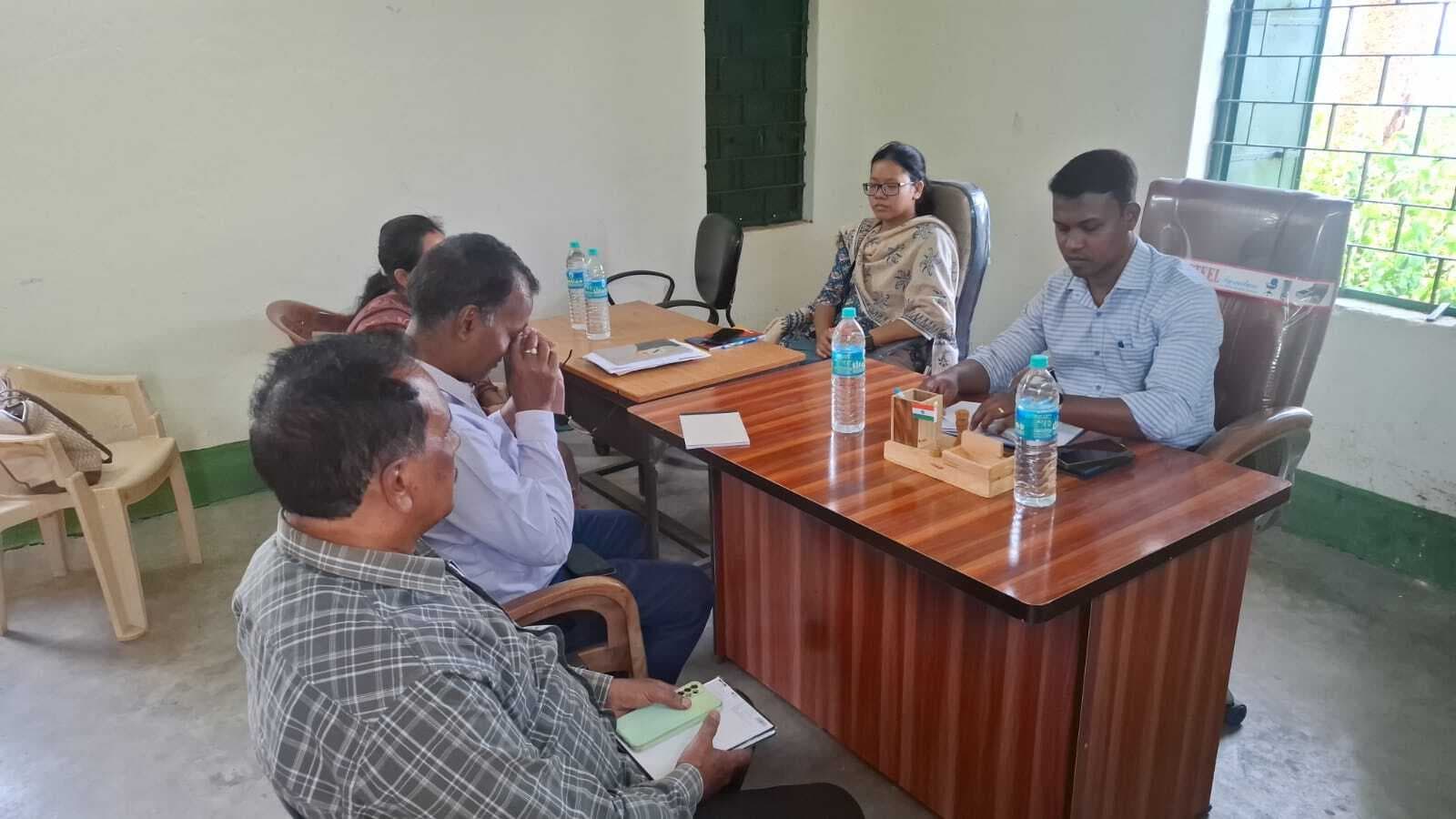 West Singhbhum News : लेखापाल पर 6.24 लाख अवैध निकासी का आरोप, जांच शुरू