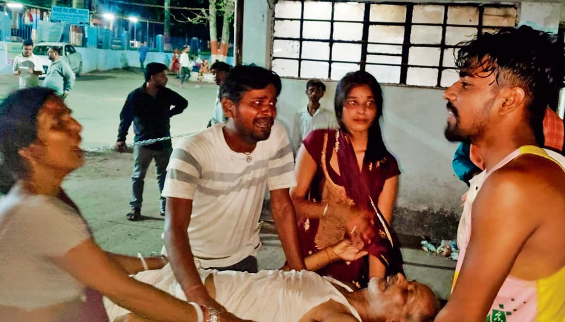 Bhagalpur News: नाथनगर में बेटे को बचाने गये वृद्ध की पीट-पीट कर हत्या