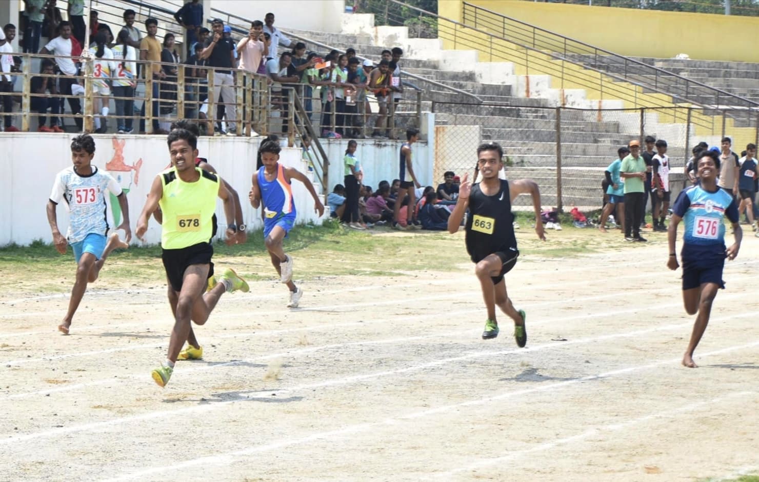 Dhanbad News :  500 खिलाड़ियों ने विभिन्न स्पर्धाओं में दिखाया दमखम