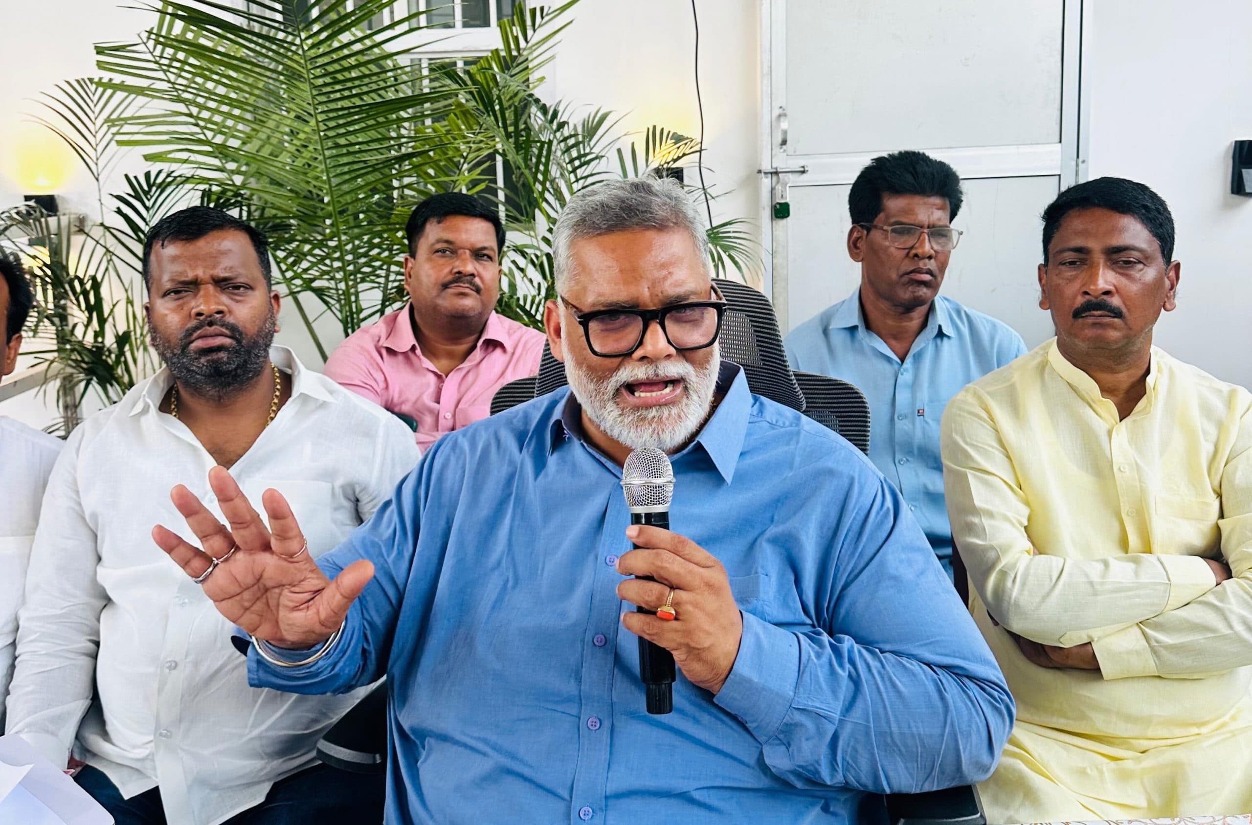 आतंकवाद के खात्मा के बगैर सीजफायर का निर्णय स्वीकार्य नहीं : सांसद