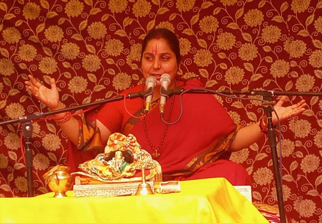 कथा से बताया दांपत्य जीवन में परस्पर सम्मान और आज्ञा के पालन का महत्व