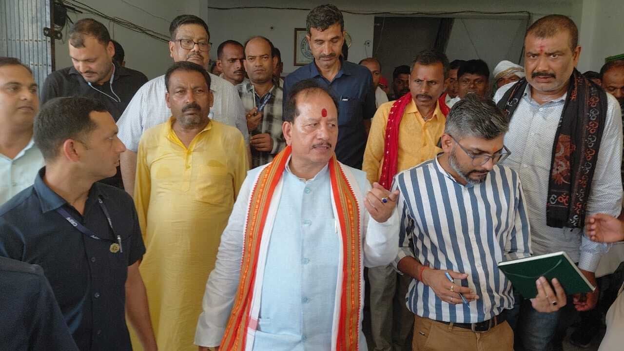 मिट्टी जांच प्रयोगशाला में मिली त्रुटि को दूर करने का दिया निर्देश