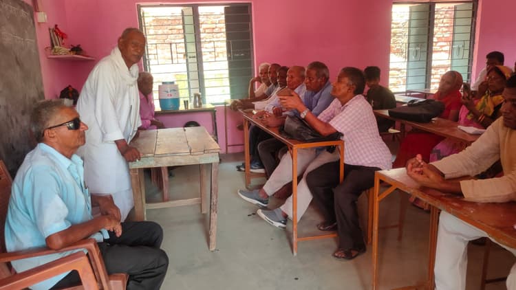 एनएमओपीएस की बैठक में ओल्ड पेंशन योजना लागू करने की मांग