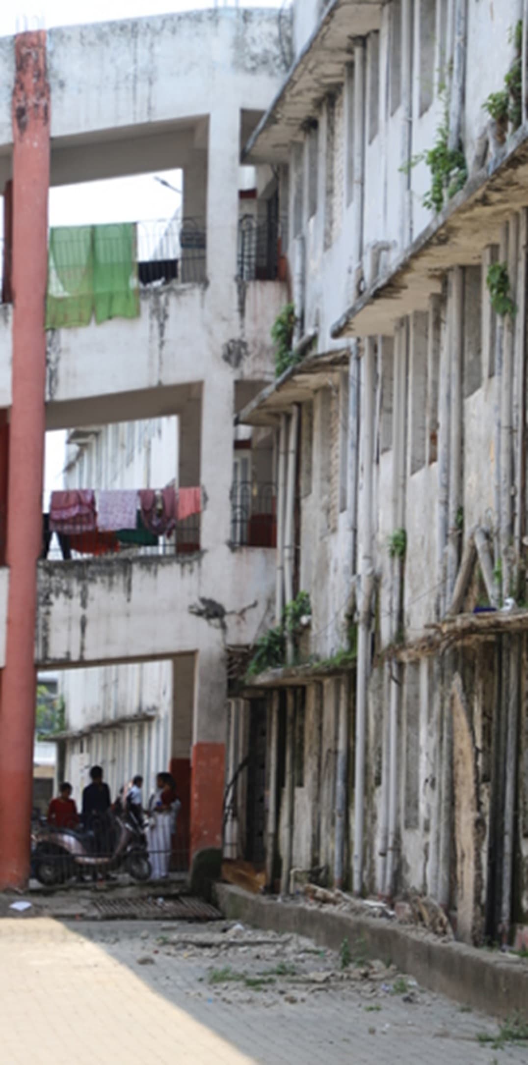 Jamshedpur News : एमजीएम अस्पताल : सर्जरी विभाग की बिल्डिंग का छज्जा गिरा