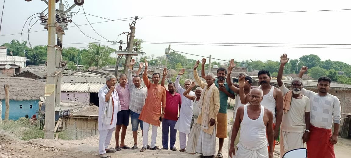 Madhubani News : हाई बोल्ट बिजली तार की चपेट में आने से किशोर की मौत