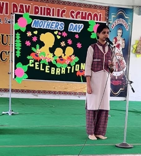 Deoghar news : गीता देवी डीएवी में हर्षोल्लास से मनाया गया मातृ दिवस