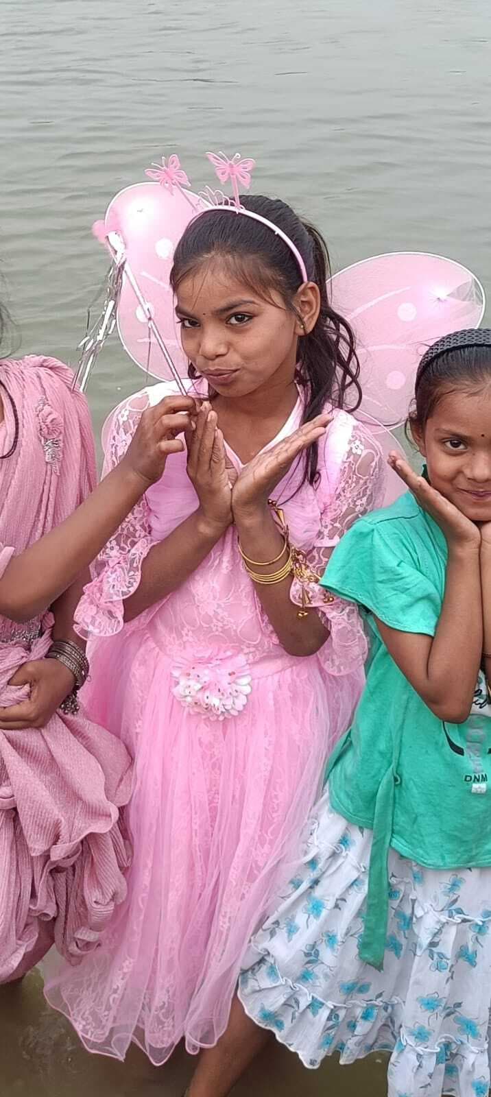 फतुहा में गंगा में स्नान के दौरान तीन बच्चियां डूबीं, एक की मौत