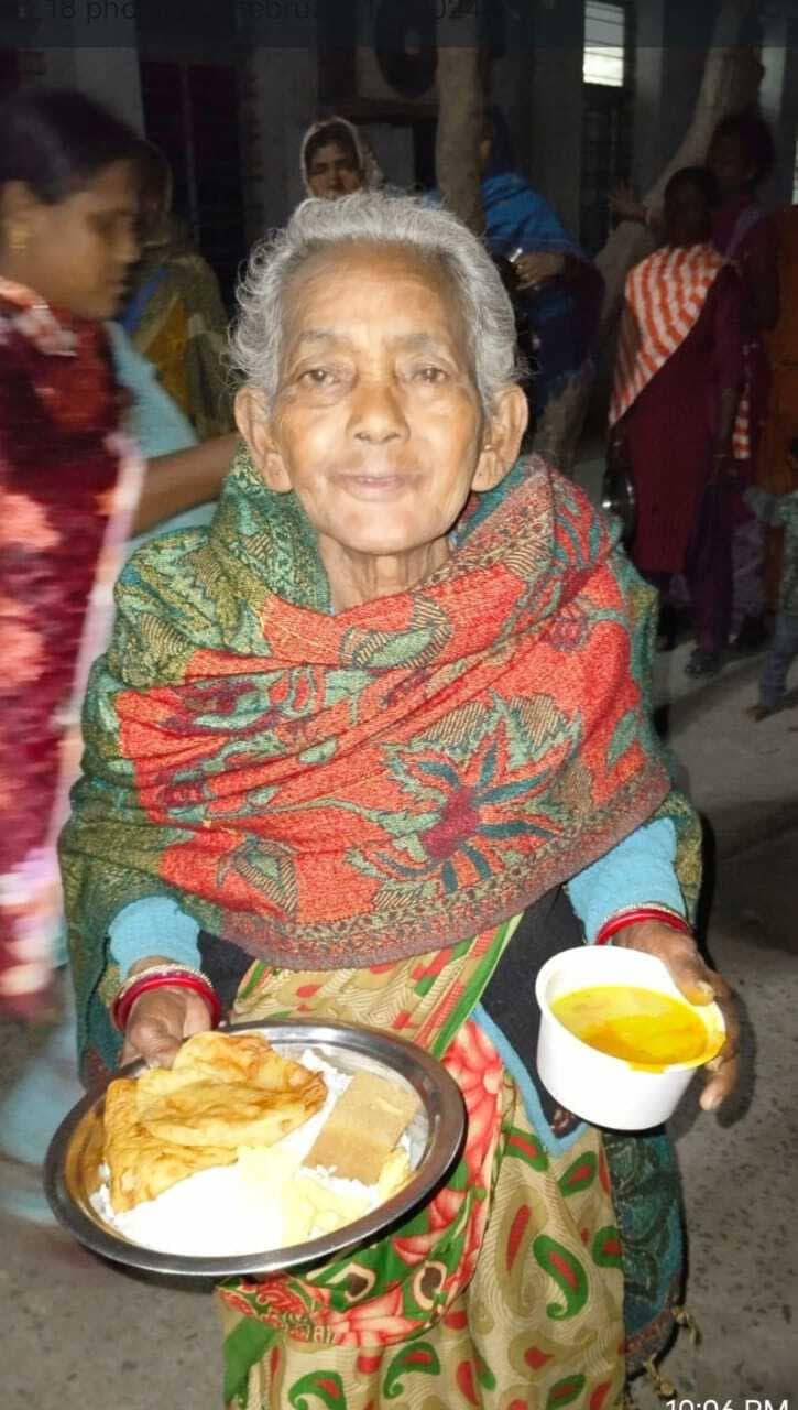 Jamshedpur News : रोटी बैंक ने रेणुबाला देवी को दी श्रद्धांजलि, पुत्र के प्रति समर्पण को किया याद