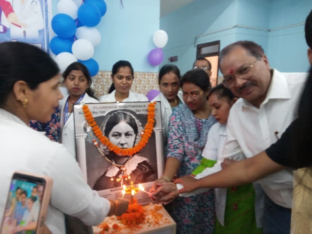 Motihari: नर्स डे पर ढाका अनुमंडलीय अस्पताल में कार्यक्रम