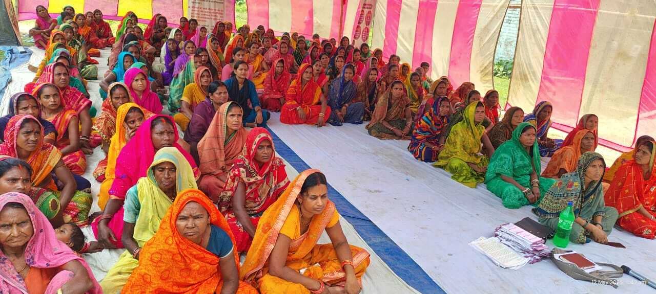 महिला संवाद में महिलाओं ने व्यक्त की सार्वजनिक सुविधाओं व शिक्षा की मांग