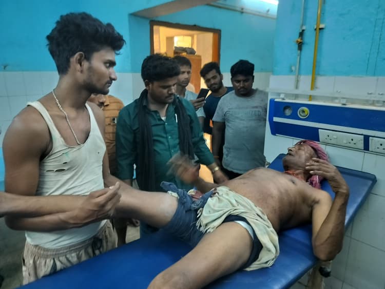 गोबर हटाने को लेकर हुए विवाद में चली गोली, बुजुर्ग घायल