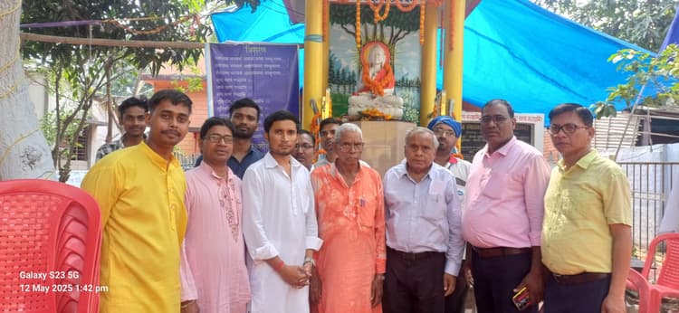 बुद्ध की शांति व अहिंसा के विचार की आत्मसात करने की जरूरत