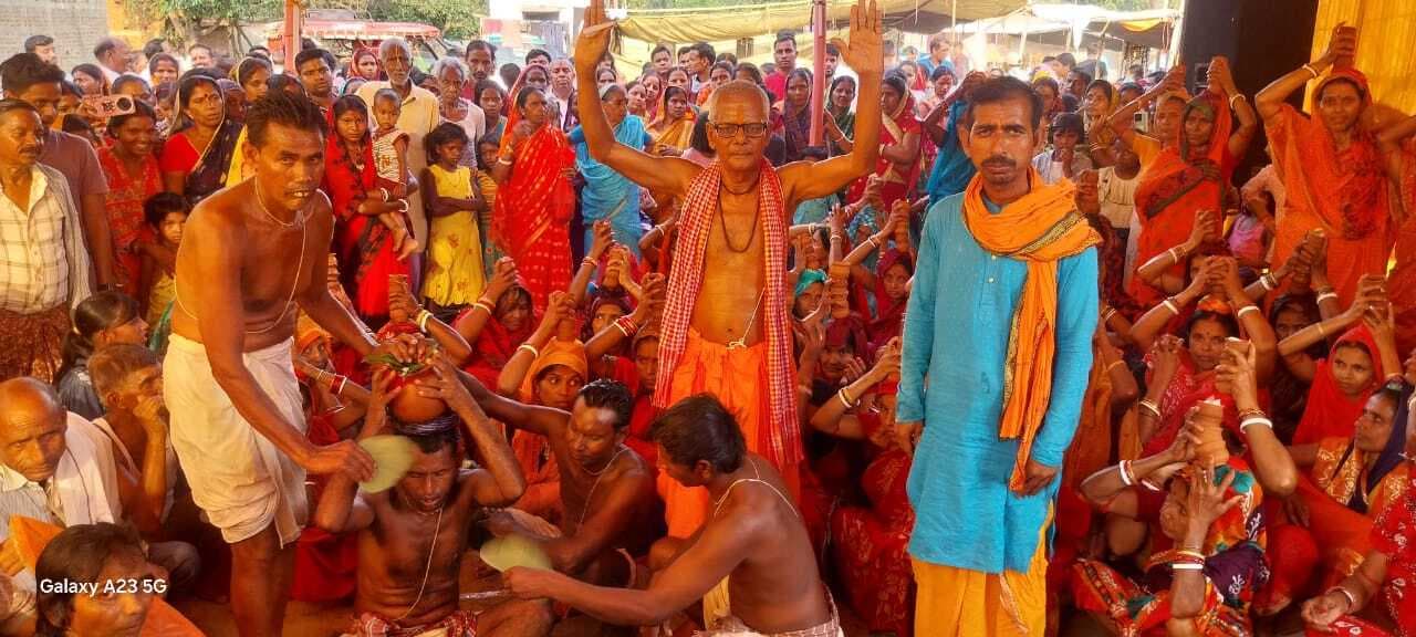 मंझलाडीह व जलांई गांव में भगवान धर्मराज की हुई पूजा