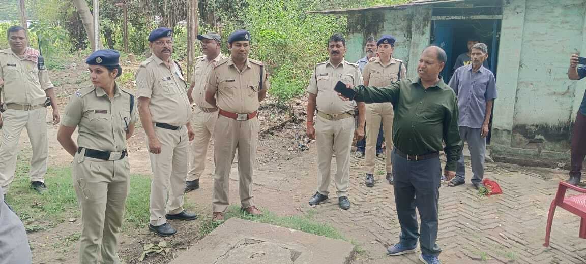 नॉर्थ कॉलोनी में 20 रेलवे क्वार्टर को अवैध कब्जा से कराया गया मुक्त