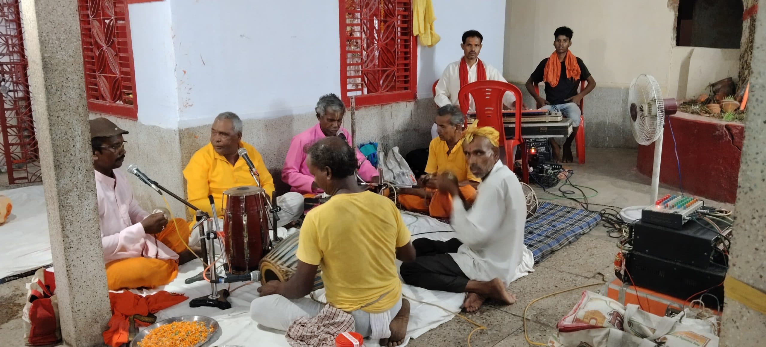 बुद्ध पूर्णिमा पर अष्टयाम-कीर्तन आयोजित