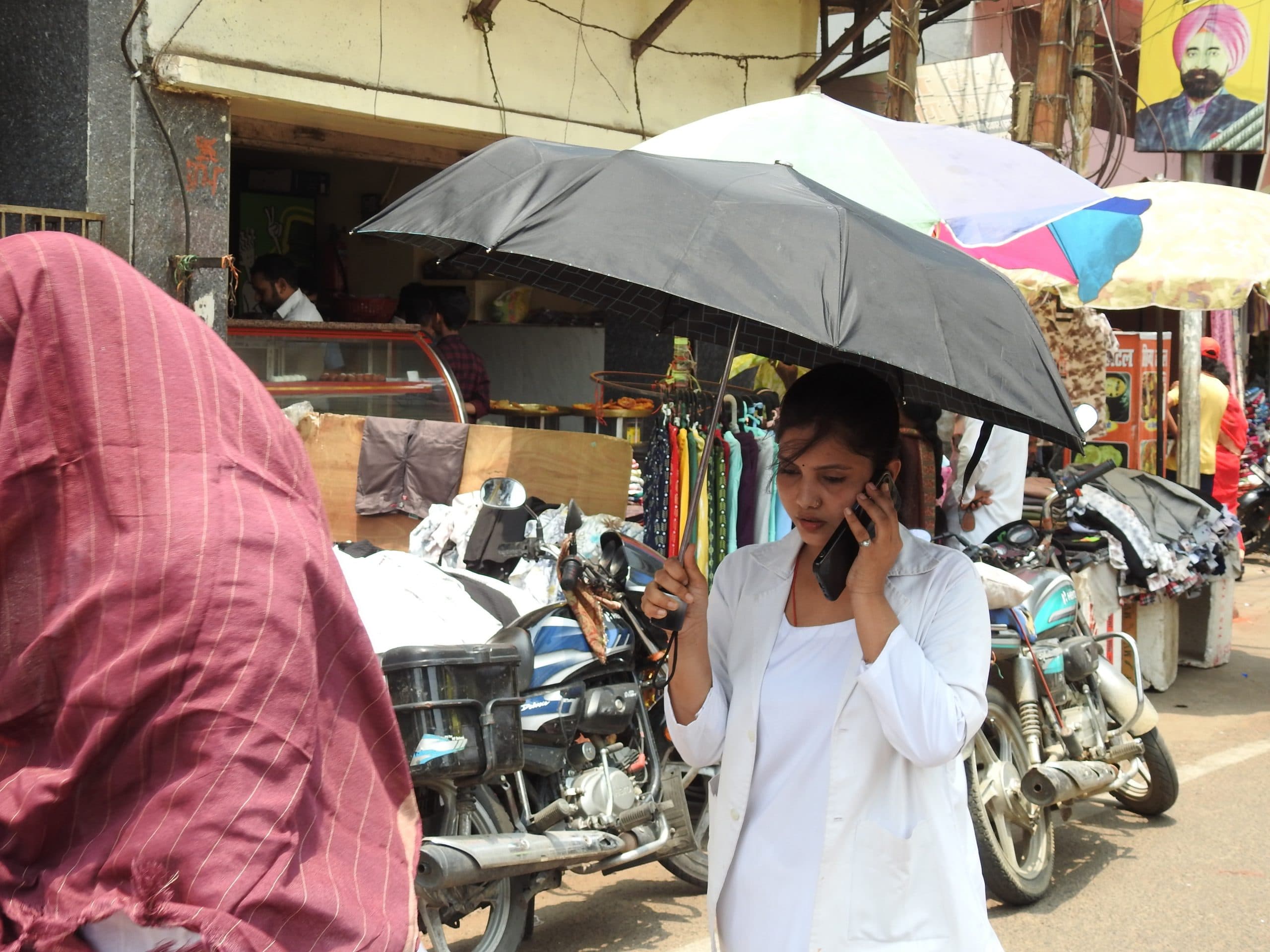 Deoghar News : 20 तक गर्मी से राहत मिलने की संभावना कम, 21 से बारिश का अनुमान