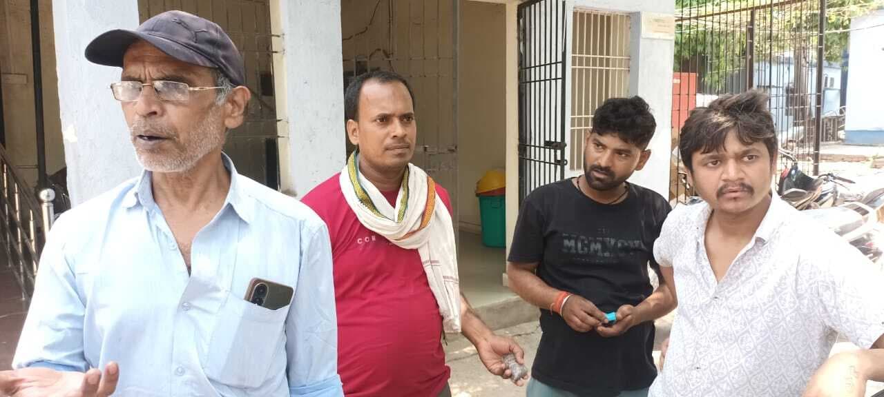 Nawad News : संदिग्ध हालात में पंखे से झूलता मिला महिला का शव