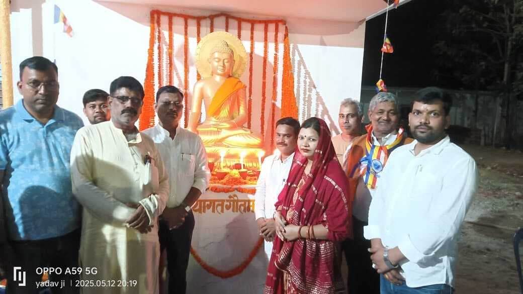 लकवा अस्पताल में भगवान बुद्ध की हुई पूजा